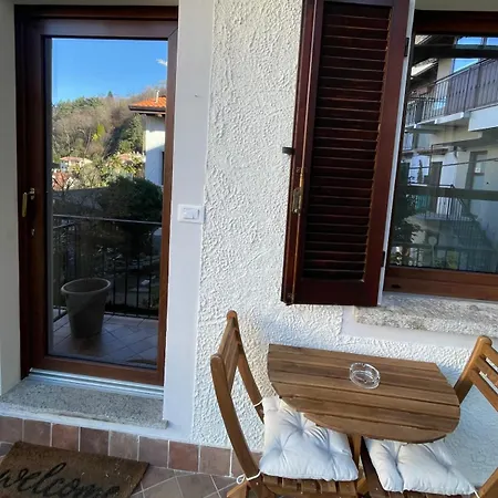 Apartman Lovely Overlooking The Stresa